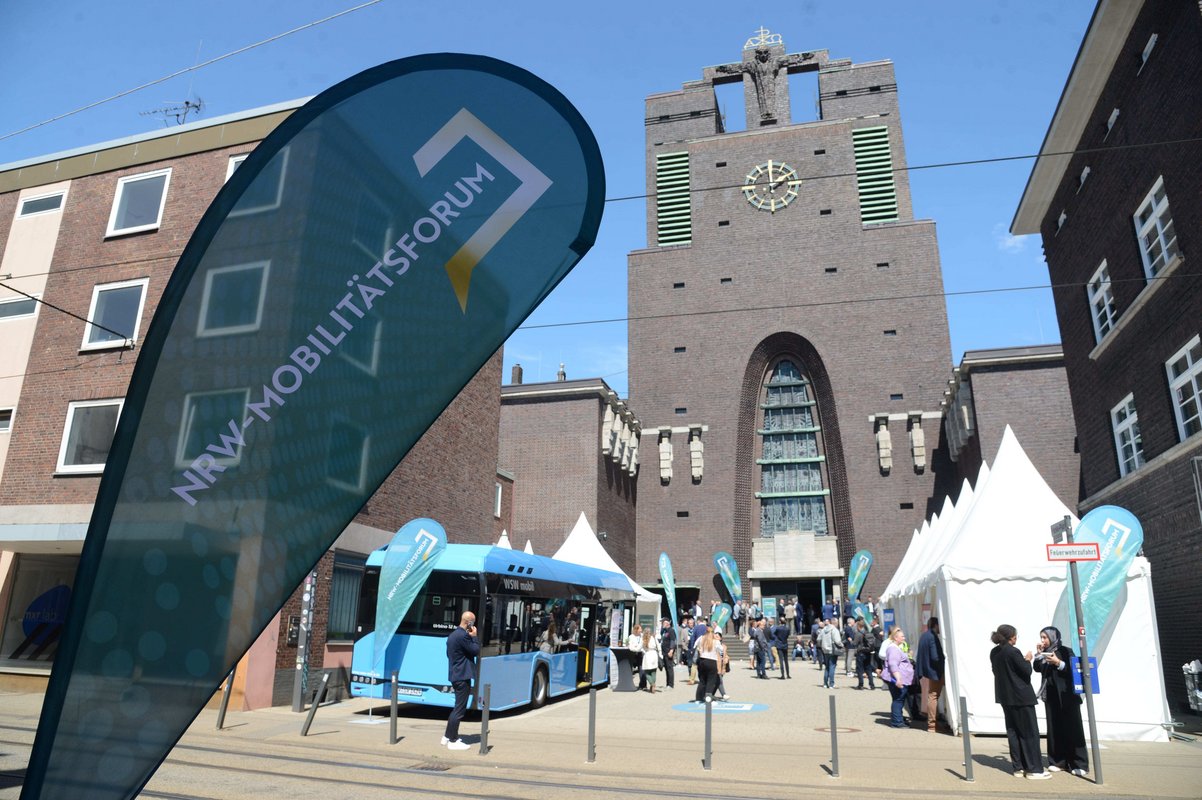 Heilig-Kreuz-Kirche, Gelsenkirchen, als Veranstaltungsort des NRW-Mobilitätsforums 2025 (© VRR 2025)