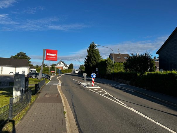 Ansicht einer Bushaltestelle in der Schloss-Stadt Hückeswagen (© Schloss-Stadt Hückeswagen)